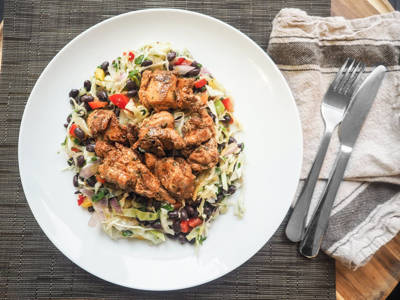 Read more about the article Meal Prep for the Busy 35+: Simple Recipes for Sustainable Results